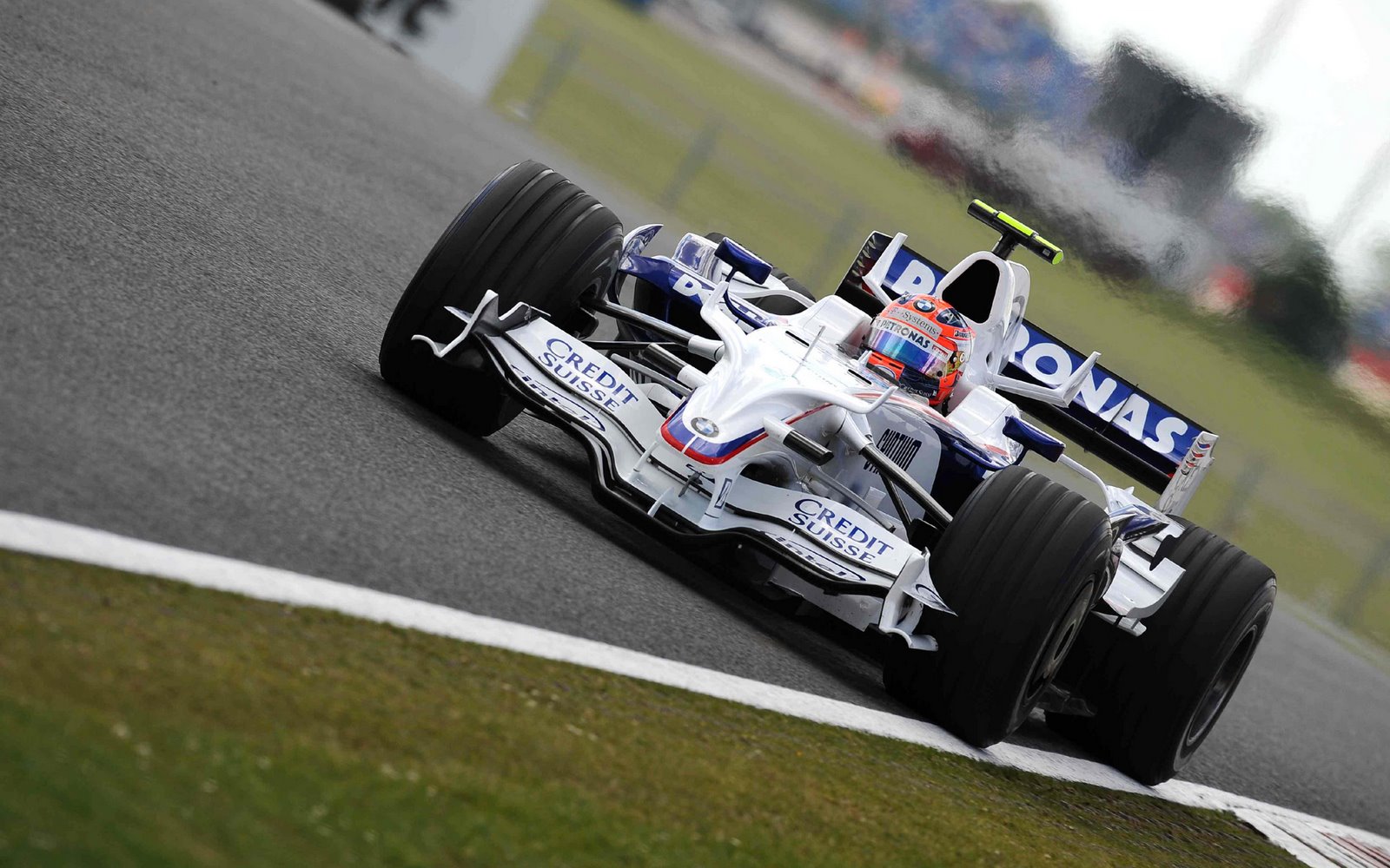 [Robert+Kubica+BMW+Sauber+British+Grand+Prix,+Silverstone+Friday+Free+Practise+16.jpg]