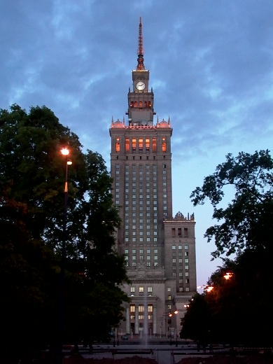 [Palacio+de+Cultura+y+de+las+Ciencias+de+Varsovia.jpg]