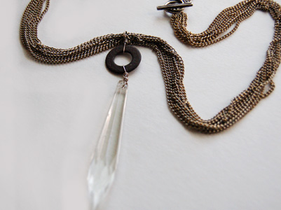 [neck_crystal_drop_necklace2.jpg]