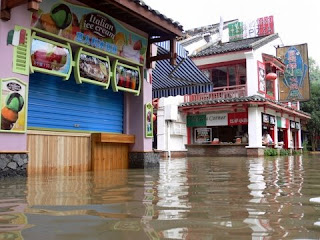 restaurants de yangshuo lors des inondations de juin 2008