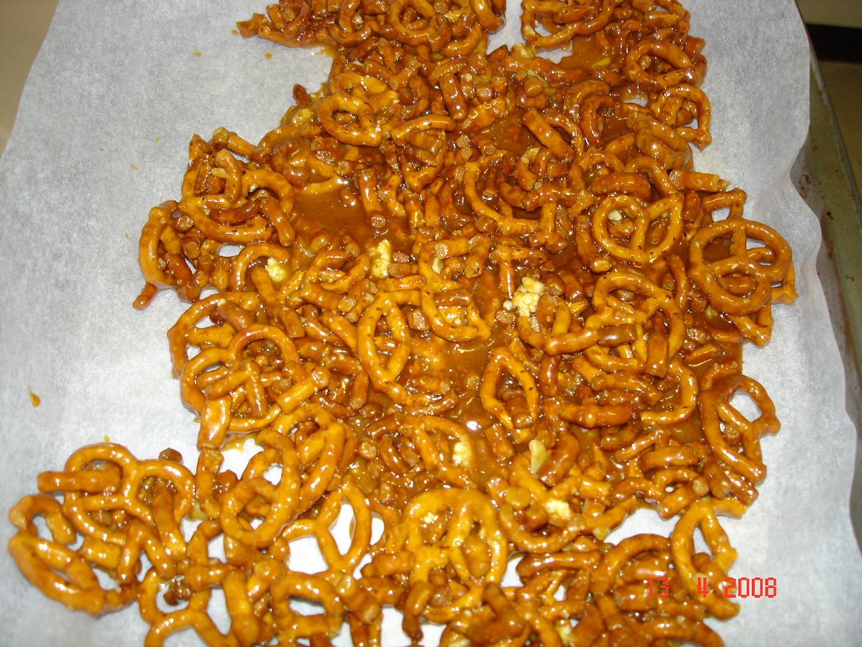 [pretzel+praline.JPG]