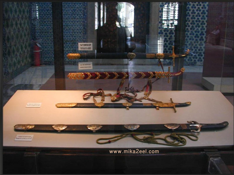 [The%20Swords-of-Prophet-Muhammad-Peace-Be-Upon-Him-03.jpg]