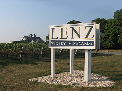 [Lenz-Winery-sign.jpg]