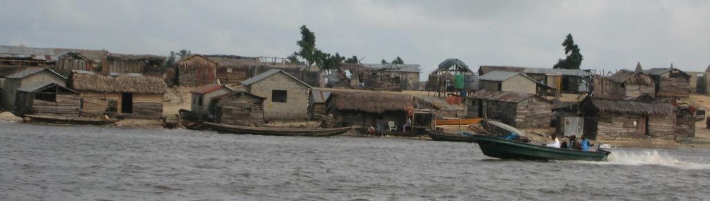 [Shanty_village_Lagos_Harbor.JPG]