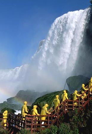[Niagara+Falls.jpg]