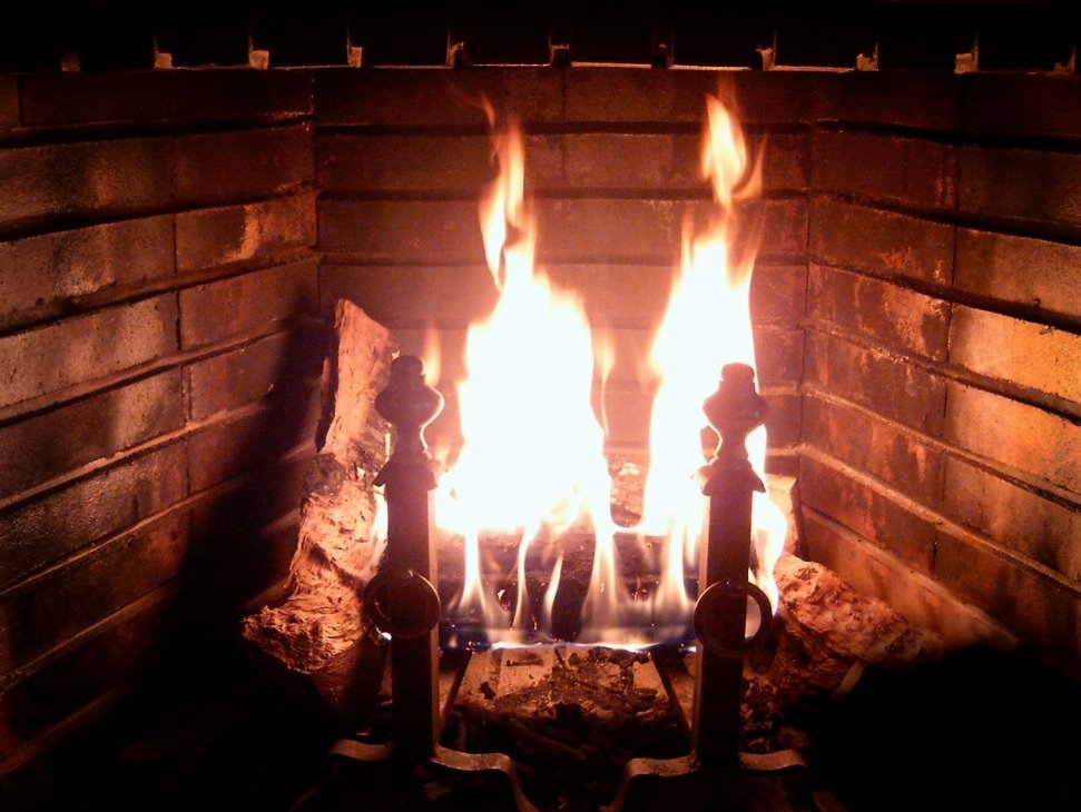 [Fireplace_Burning.jpg]