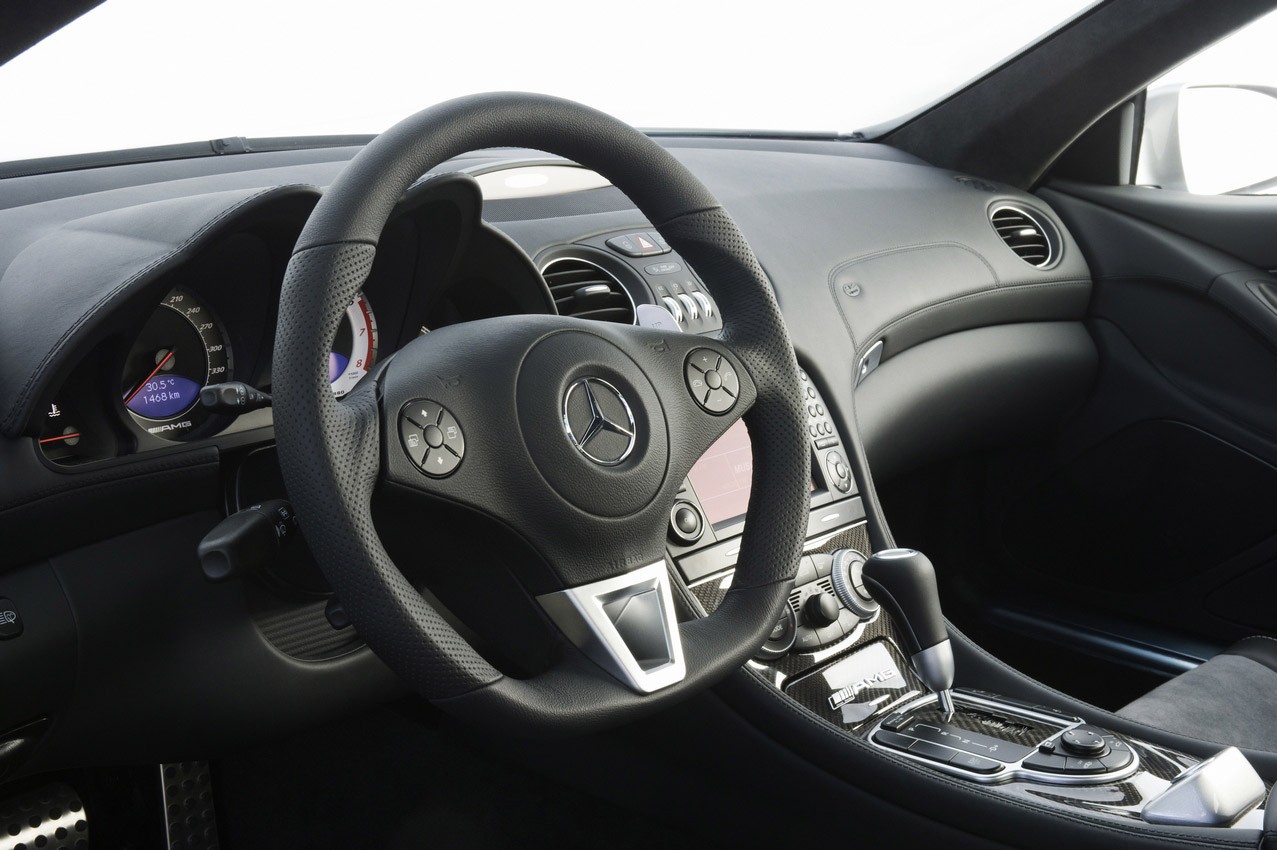 [Mercedes-Benz+SL+65+AMG+Black+Series_interior.jpg]