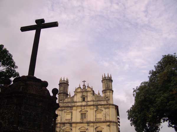 [Church+of+Saint+Francis+of+Assisi,+Goa.jpg]