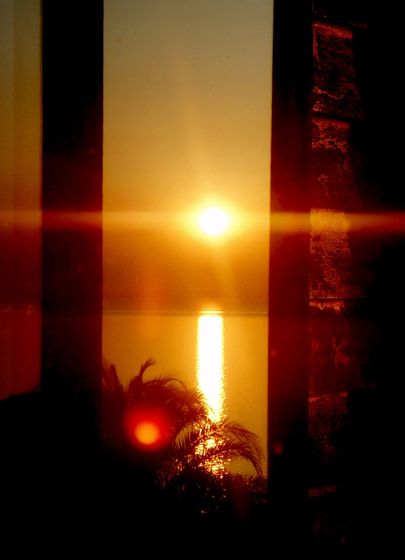 [Sunset_Window_by_melting_stars.jpg]