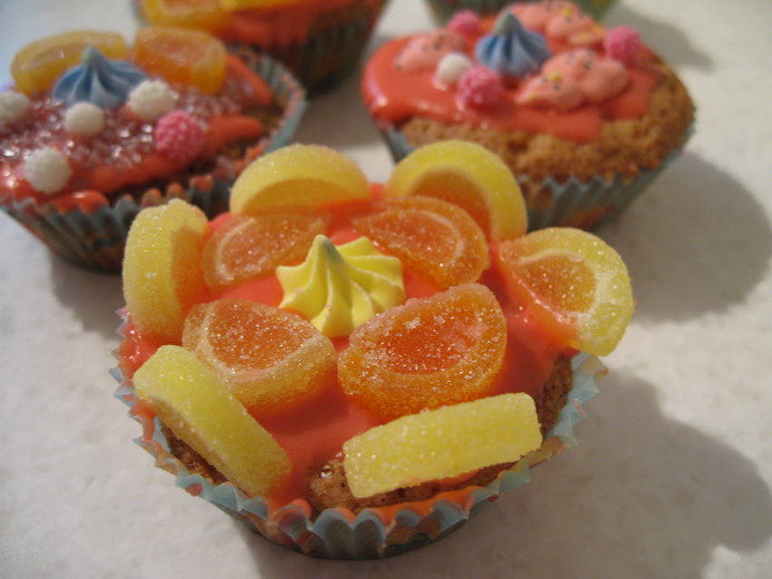 [orangelemon+cupcake.jpg]