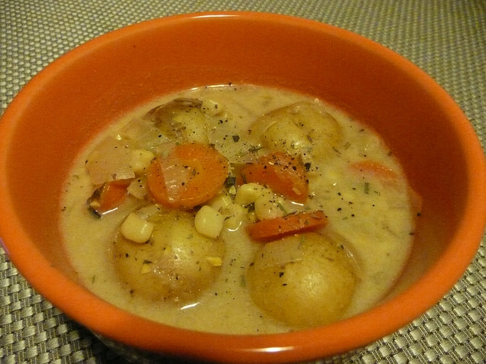 [Corn+and+Potato+Soup.JPG]