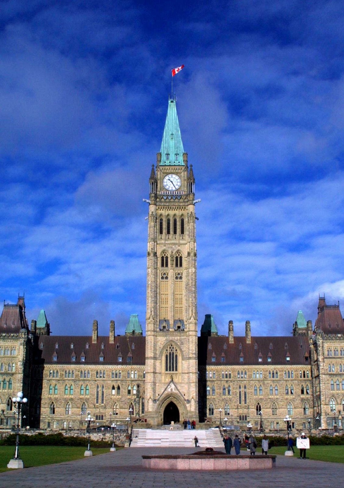 [Ottawa_Parlamento.jpg]