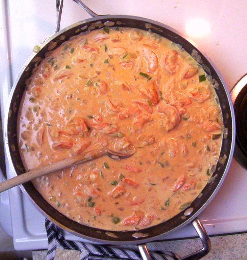 [shrimp+casserole+on+the+stovetop.jpg]