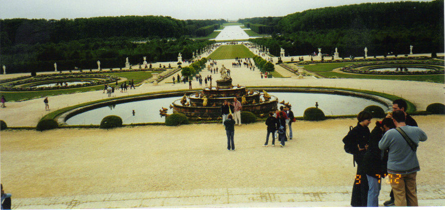 [Baročna+Os+Versailles-a.jpg]