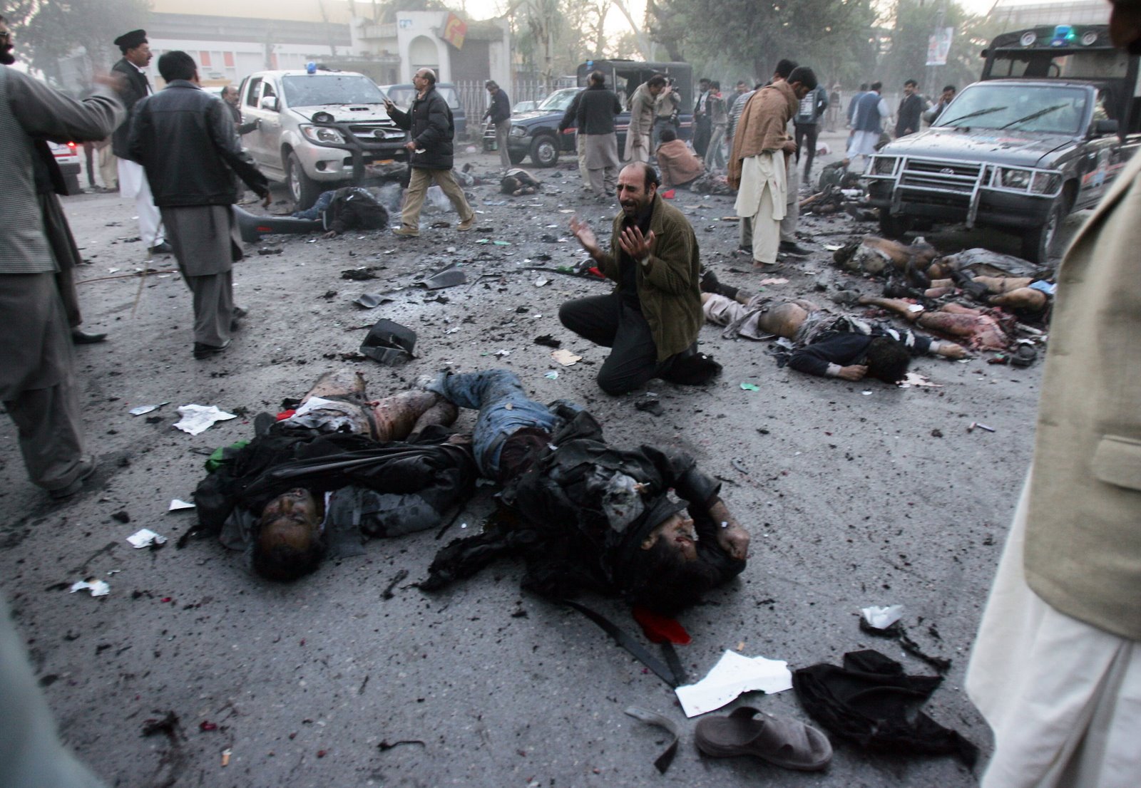 [Assasination of Benazir-3.jpeg]