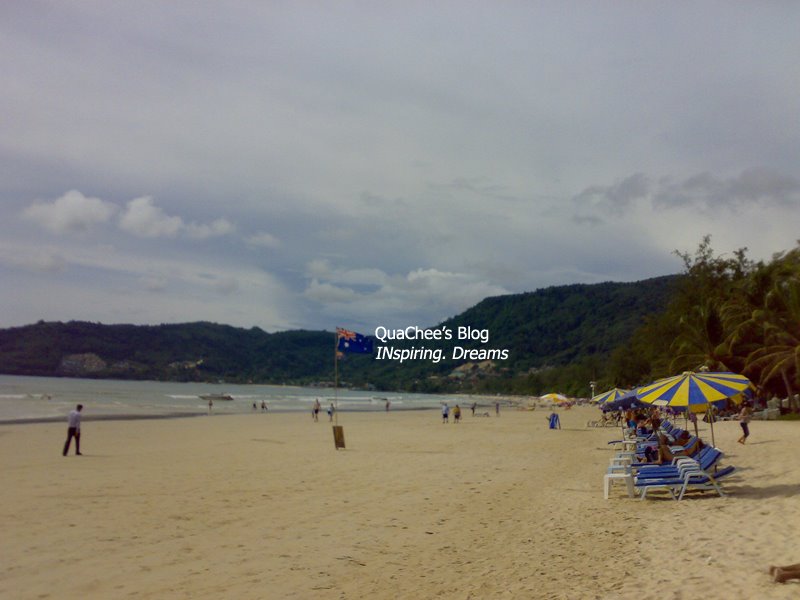 [patong-beach_flag.jpg]