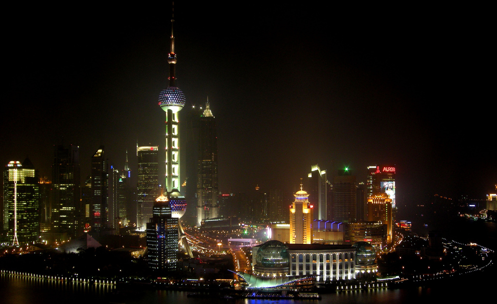 [Shanghai+Pudong+by+night.jpg]