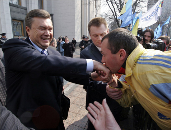 [Ukraine_Viktor_Yanukovych_1.jpg]