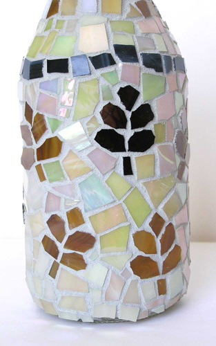 [mosaic+irridescent+leaf+pattern+vase]