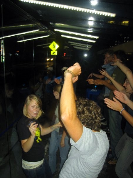 [Emo+Dance+party+at+the+bus+stop.jpg]