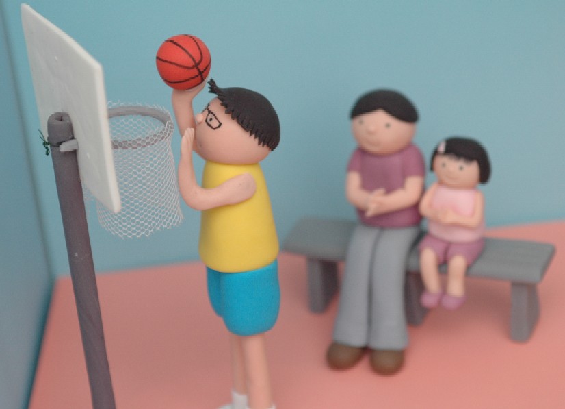 [basketballfamily_low.JPG]