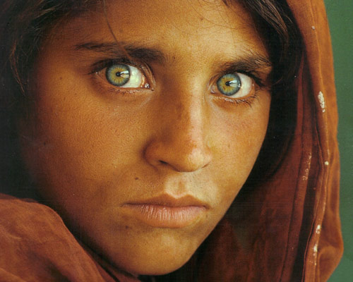 [famous+-+afghan-woman.jpg]