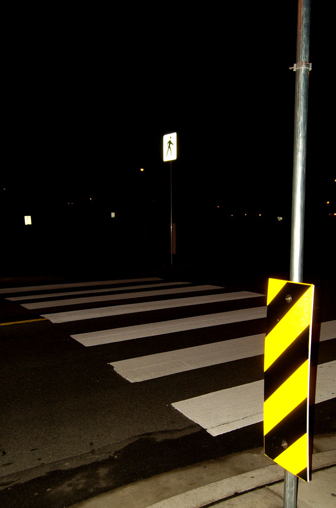 [night-crosswalk.jpg]