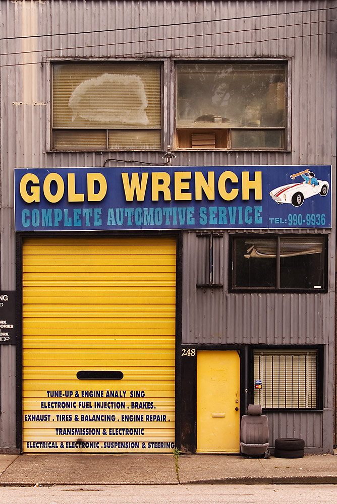 [gold+wrench.jpg]