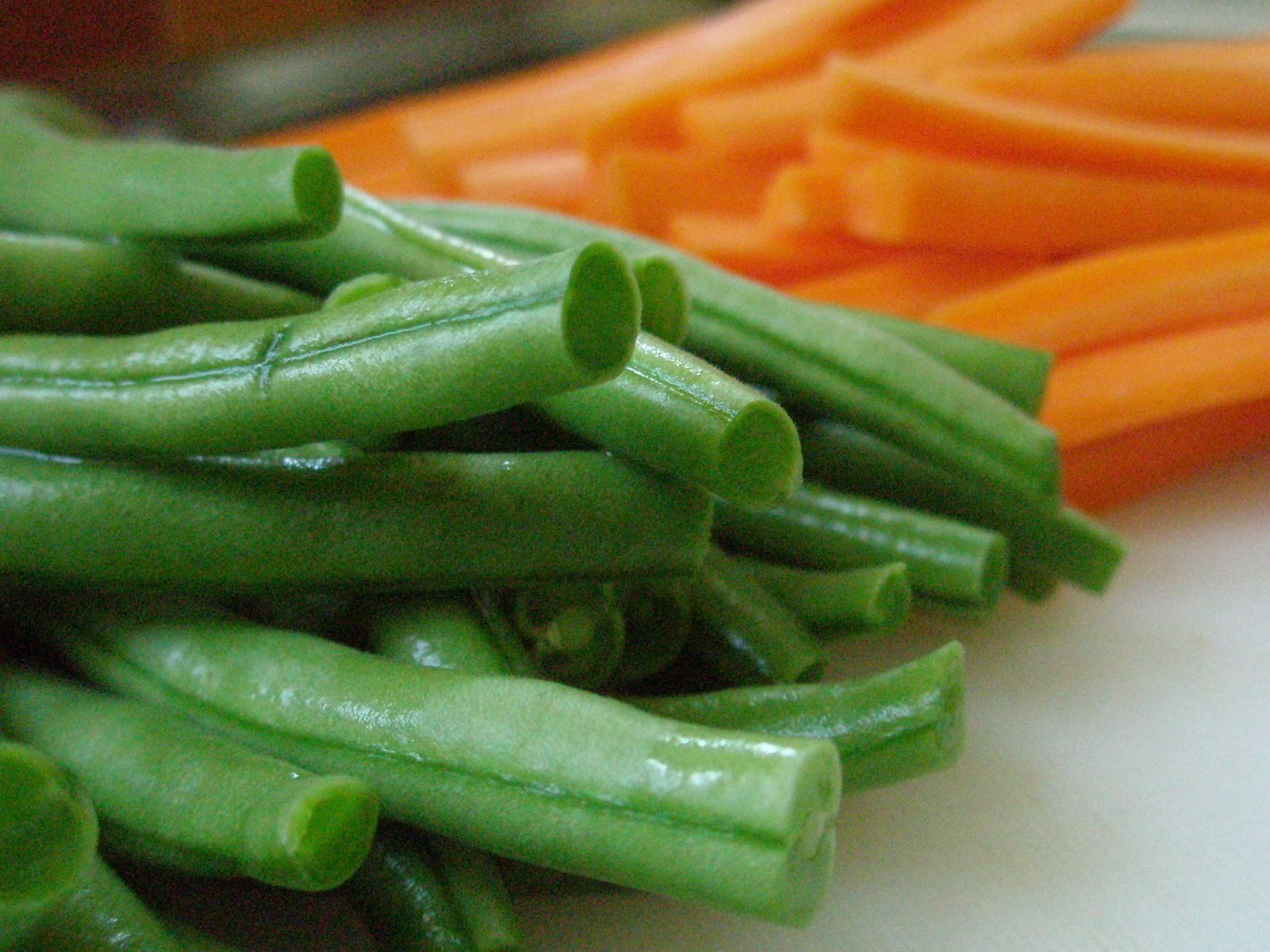 [Pickled+Green+Beans+and+Carrots.jpg]