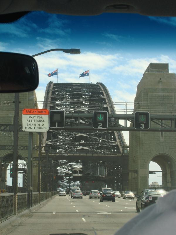 [25+-+Sydney+-+Driving+over+Harbour+Bridge.jpg]