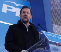 [200px-Rajoy.jpg]