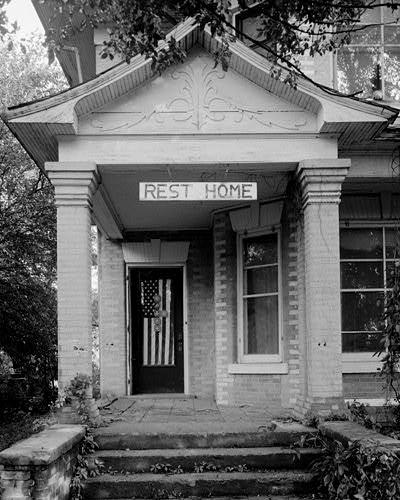 [nebraska+rest+home+door+(2).jpg]