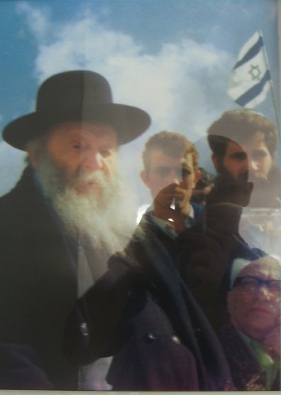 [11-Rabbi+Tzvi+Yehuda+Kook.jpg]