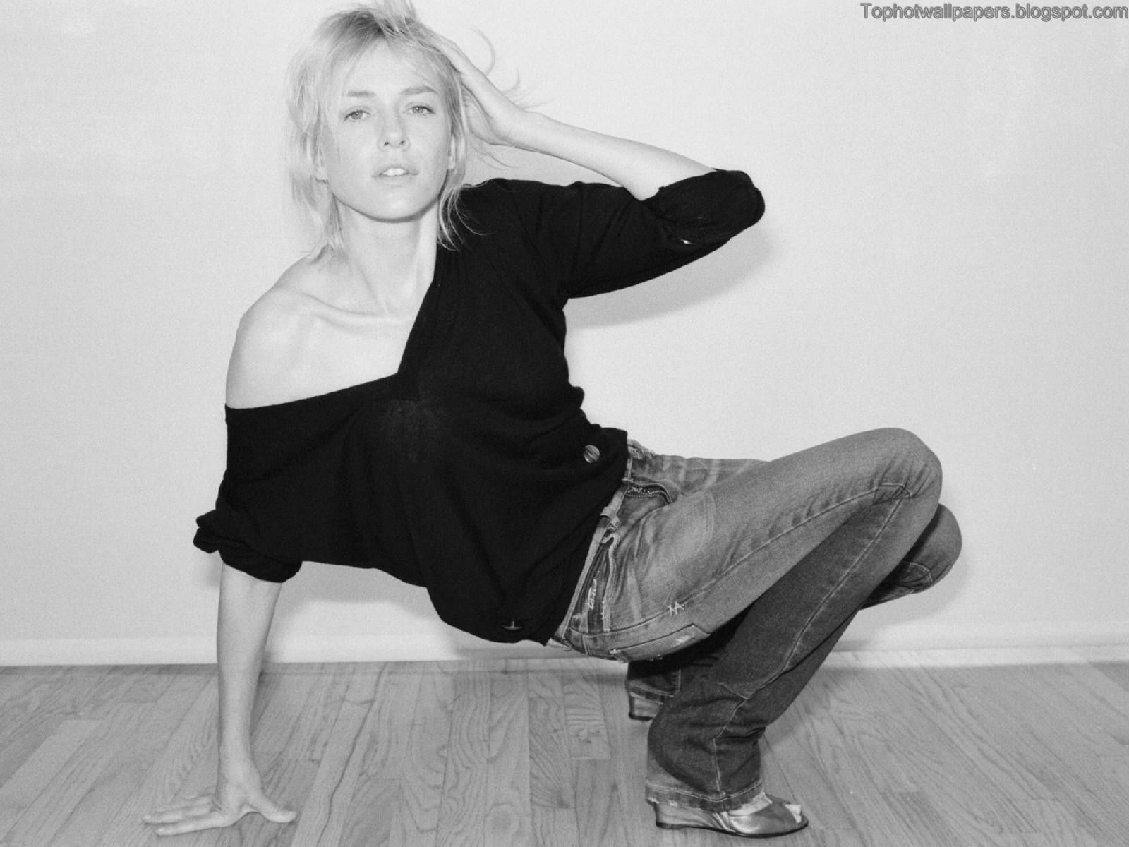 Celebrity Photo Shoot: Naomi Watts - 1