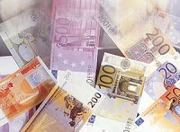 Insolite: euros prêts être jetés fenêtre