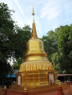 Chedi at Wat Thepnimit