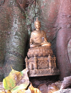 Buddha image at Wat Thepnimit