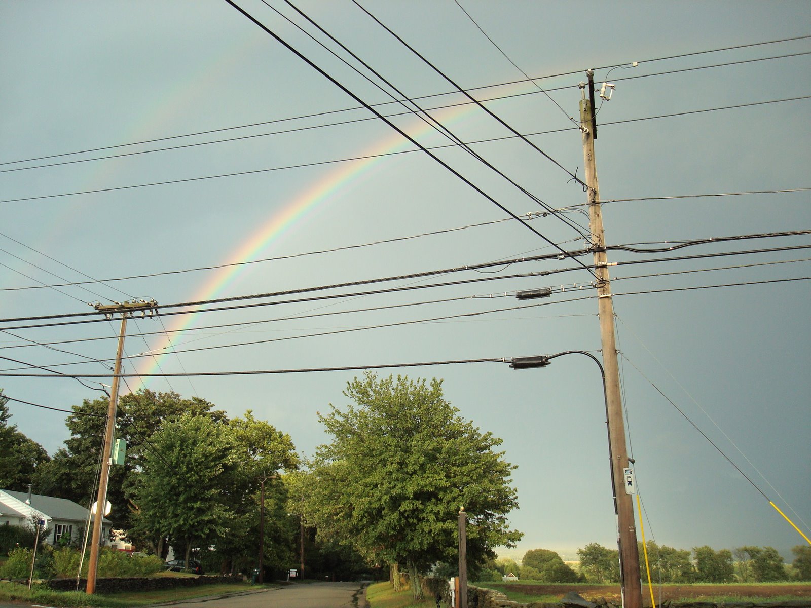 [2007-8-13+rainbows+003.jpg]