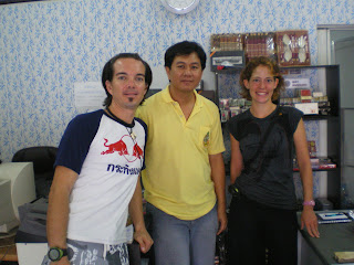 Nora Dunn and Kelly Bedford with their friend TJ in Chiang Mai, working together on a Burma Fundraising project