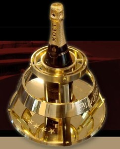 [bottler-champagne-holder-luxury-2.jpg]
