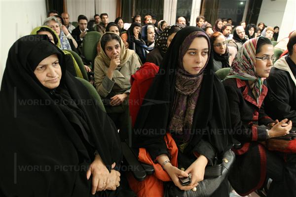 [iran+women2.jpg]