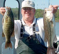 Largemouth bass and small mouth bass are biting big time at Lake Texoma with GW Chisholm from Trails Guide Service.
