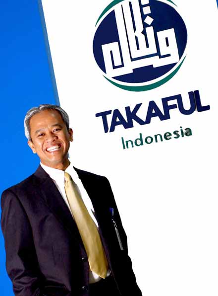 [Saiful+Yazan+Ahmad,+CEO+PT+syarikat+takaful+Indonesia.jpg]
